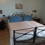 Da Levi Piana Del Sole Bed & Breakfast